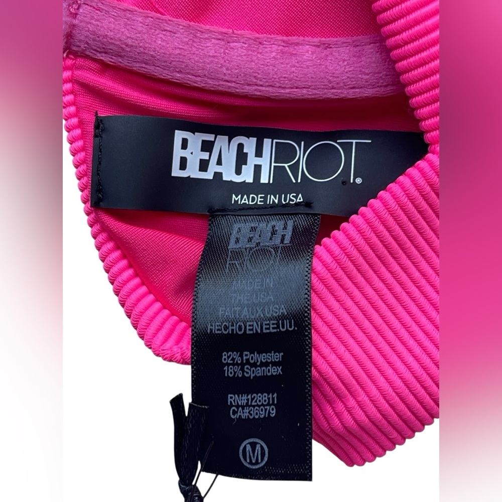 Beach Riot Pink Bikini Top - Picture 6 of 8
